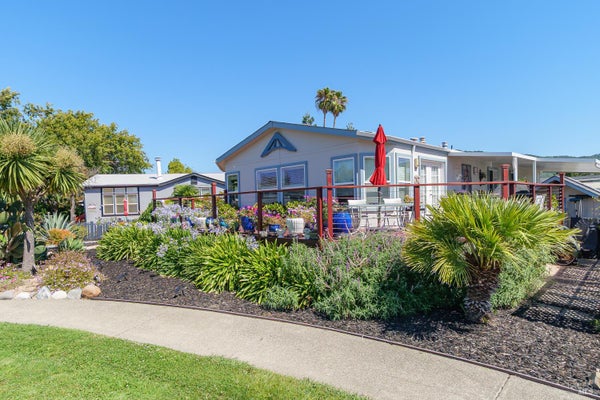 376 GLACIER WAY, SAN RAFAEL, CA 94903 - Image ab0393d1bc2b30fb21a2a79ea9e9f6bf/939304308