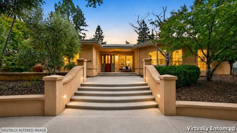 Photo of 10 Via Del Arroyo, Napa, CA 94559 (MLS # 326055030)