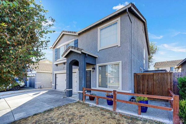 1896 CLARENDON DR, FAIRFIELD, CA 94534 - Image abc2d98eaac9f8f4a9edf588742ec1e1/3107442385