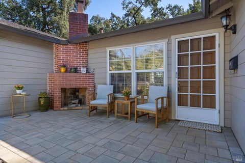 Photo of 324 Lomitas Lane, Santa Rosa, CA 95404 (MLS # 326082531)