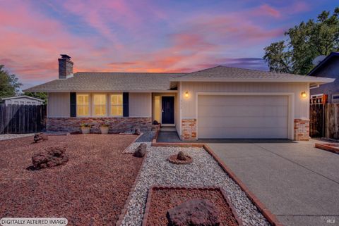 Photo of 772 Lathrop Street, Napa, CA 94558 (MLS # 326024293)