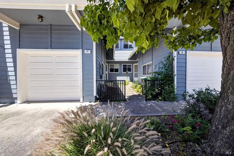 Photo of 41 Meadowbrook Court, Cotati, CA 94931 (MLS # 326044755)