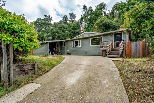 1033 ARROYO GRANDE DR, NAPA, CA 94558 - Image ae7e503db9965be2d8fc3ef2c7882160/2346573599