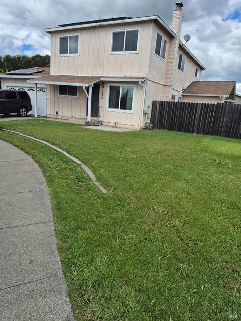 Photo of 760 Normandy Court, Fairfield, CA 94533 (MLS # 326034071)