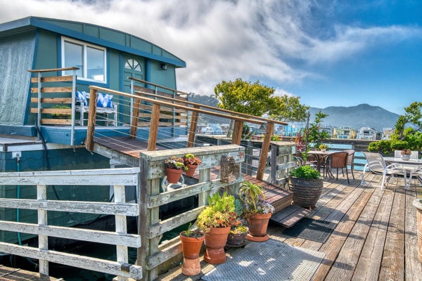 41 E PIER, SAUSALITO, CA 94965 - Image ae8d72c60938925059cd2a4338dfb357/2649363627
