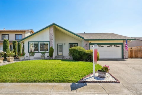Photo of 5346 Daniel Drive, Rohnert Park, CA 94928 (MLS # 326070269)