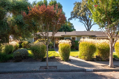 Photo of 3328 Magowan Drive, Santa Rosa, CA 95405 (MLS # 326085588)
