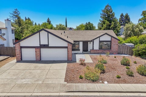 Photo of 1019 Linden Avenue, Fairfield, CA 94533 (MLS # 326050522)