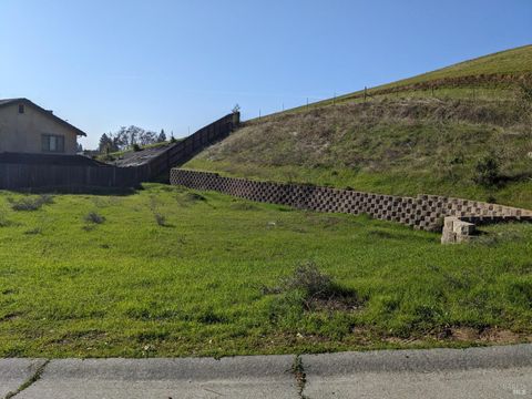 Photo of 2517 Kingsmill Lane, Fairfield, CA 94534 (MLS # 326035917)