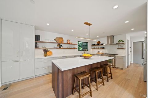 Photo of 1356 San Anselmo Avenue, San Anselmo, CA 94960 (MLS # 326033706)