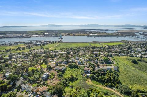 Photo of 1 Harrier Avenue, Vallejo, CA 94590 (MLS # 326024064)