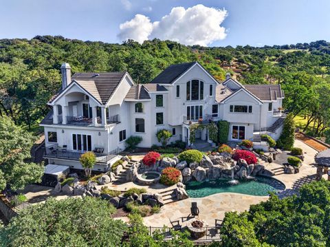 Photo of 777 Shiloh Canyon, Santa Rosa, CA 95403 (MLS # 326023349)