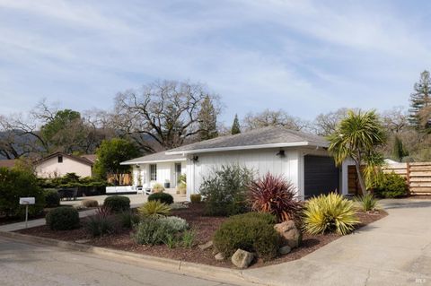 Photo of 345 Francisco Drive, Sonoma, CA 95476 (MLS # 326018470)