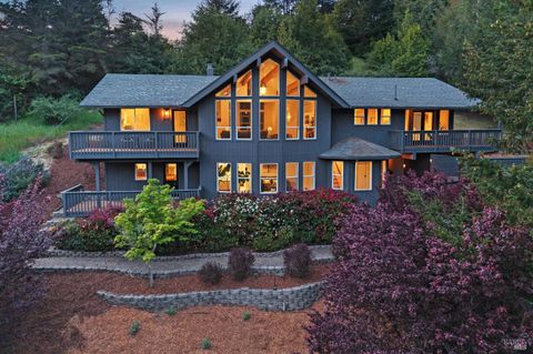 Photo of 750 Wagnon Road, Sebastopol, CA 95472 (MLS # 326020528)