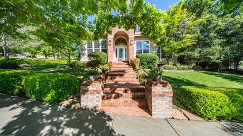 Photo of 4742 Livingstone Place, Santa Rosa, CA 95405 (MLS # 326076824)