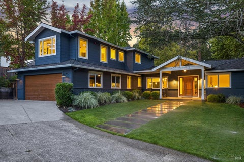 Photo of 31 Crane Drive, San Anselmo, CA 94960 (MLS # 326078236)