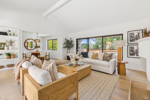 Photo of 5 Escalle Lane, Larkspur, CA 94939 (MLS # 326078525)