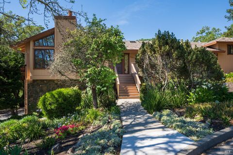 Photo of 1835 San Ramon Way, Santa Rosa, CA 95409 (MLS # 326024587)