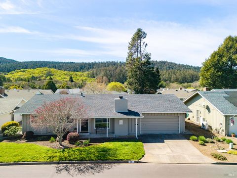 Photo of 96 Aspen Meadows Circle, Santa Rosa, CA 95409 (MLS # 326020050)