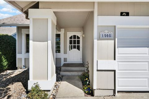 Photo of 1508 Gladstone Way, Rohnert Park, CA 94928 (MLS # 326011496)
