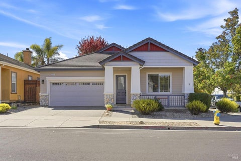 Photo of 1278 Eagle Drive, Windsor, CA 95492 (MLS # 326079098)