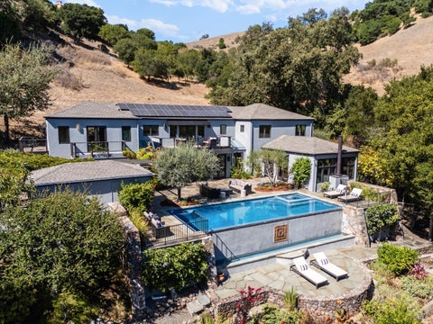 Photo of 56 Miwok Drive, San Anselmo, CA 94960 (MLS # 326078741)