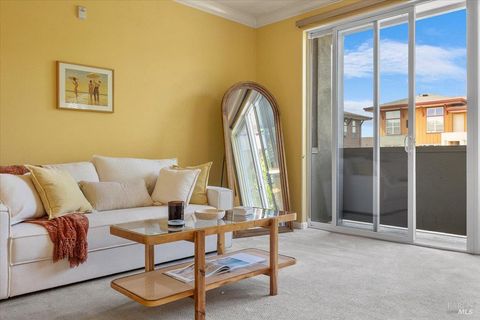 Photo of 905 Doubles Drive #208, Santa Rosa, CA 95407 (MLS # 326026718)