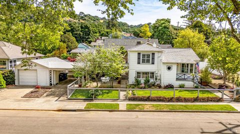 Photo of 1304 Banks Avenue, Napa, CA 94559 (MLS # 326020792)