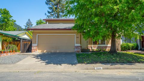 Photo of 360 Raven Court, Healdsburg, CA 95448 (MLS # 326031396)