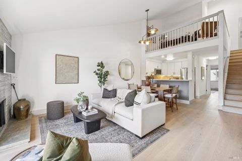 Photo of 168 Cypress Place, Sausalito, CA 94965 (MLS # 326049572)
