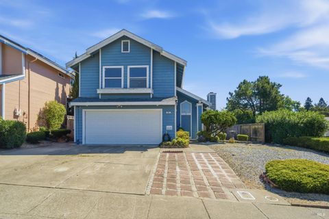 Photo of 401 Birkdale Drive, Vallejo, CA 94591 (MLS # 326024094)