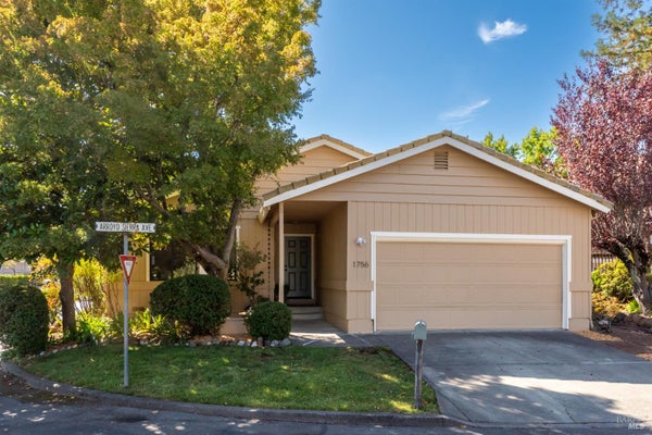 1756 ARROYO SIERRA AVE, SANTA ROSA, CA 95405 - Image baaa39e970710e9ae47879c3ccd76b00/3049016272