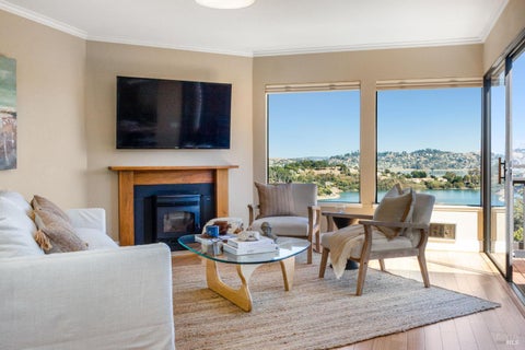 Photo of 210 Headlands Court, Sausalito, CA 94965 (MLS # 326082937)