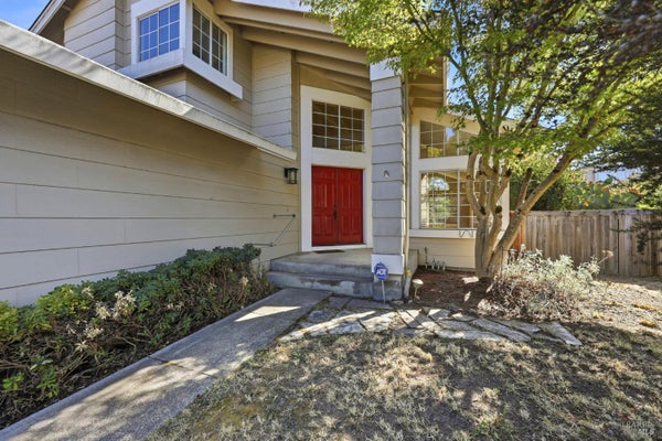 914 BUCKINGHAM DR, WINDSOR, CA 95492 - Image bb67c0db7378d38da134ccfcda388ed9/1751055669