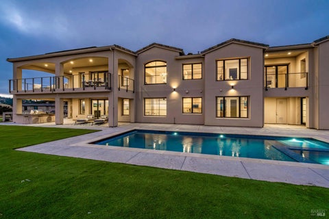 Photo of 120 Angela Drive, Santa Rosa, CA 95403 (MLS # 326053083)