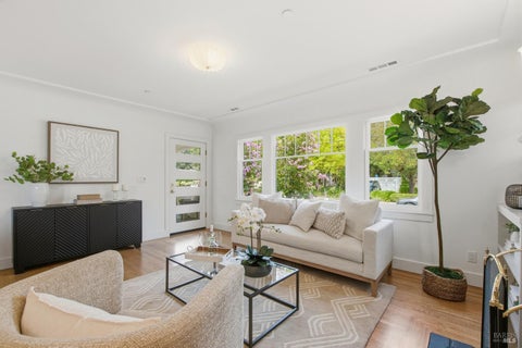 Photo of 1541 Adams Street, Saint Helena, CA 94574 (MLS # 326059504)