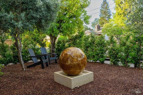 Photo of 1430 Stockton Street, Saint Helena, CA 94574 (MLS # 326044782)