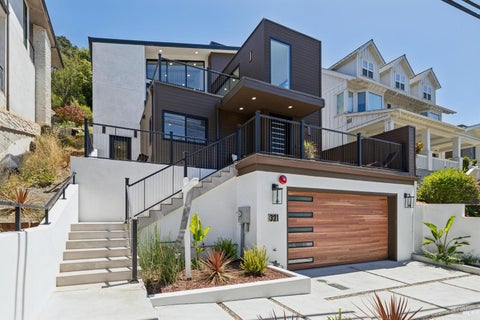 Photo of 321 Loring Avenue, Mill Valley, CA 94941 (MLS # 326068613)