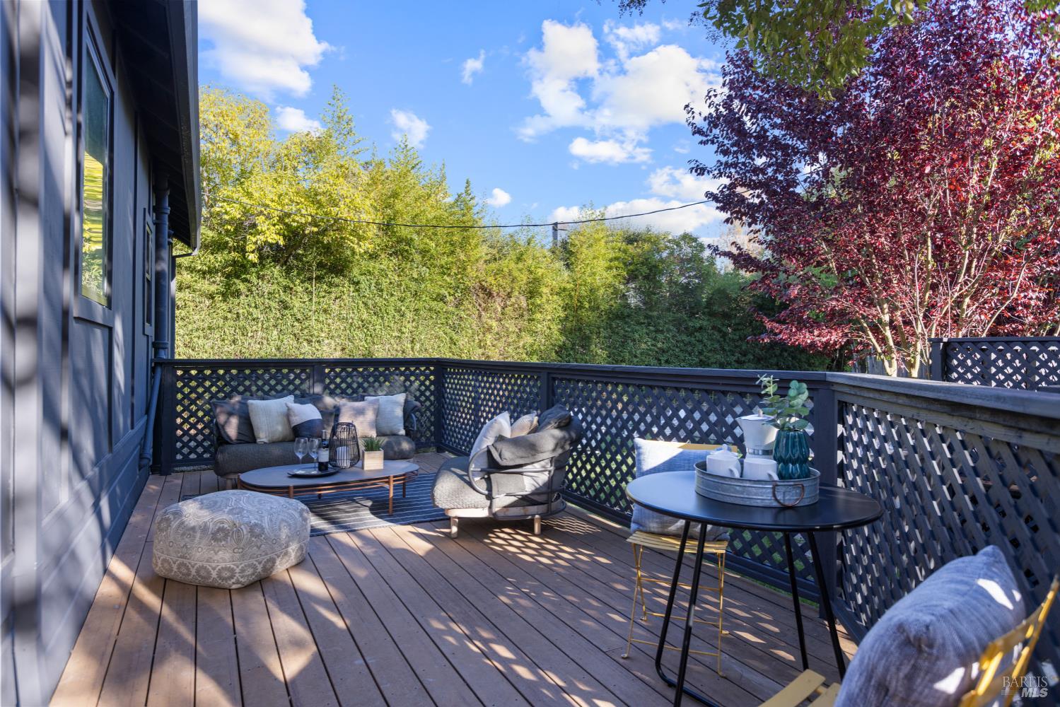 5 Hillside Avenue