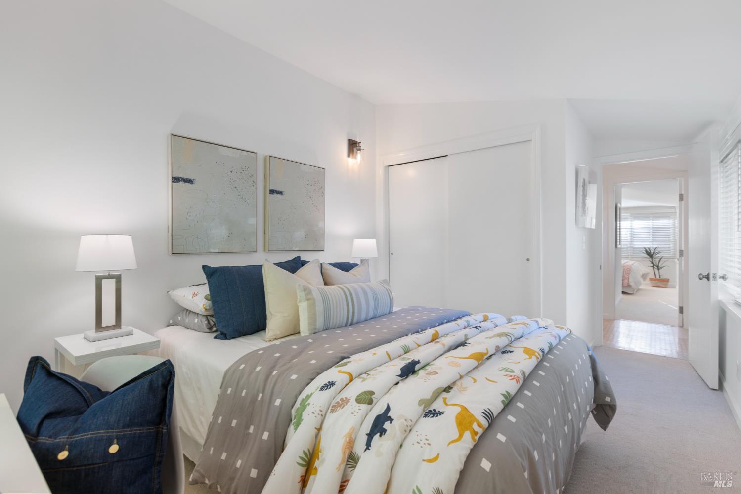 5 Hillside Avenue