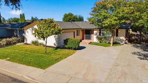 Photo of 707 Granada Lane, Vacaville, CA 95688 (MLS # 326063688)