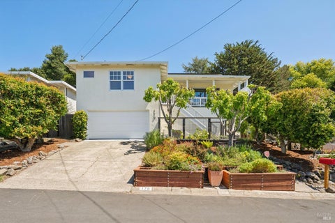 Photo of 170 Alpine Street, San Rafael, CA 94901 (MLS # 326068196)