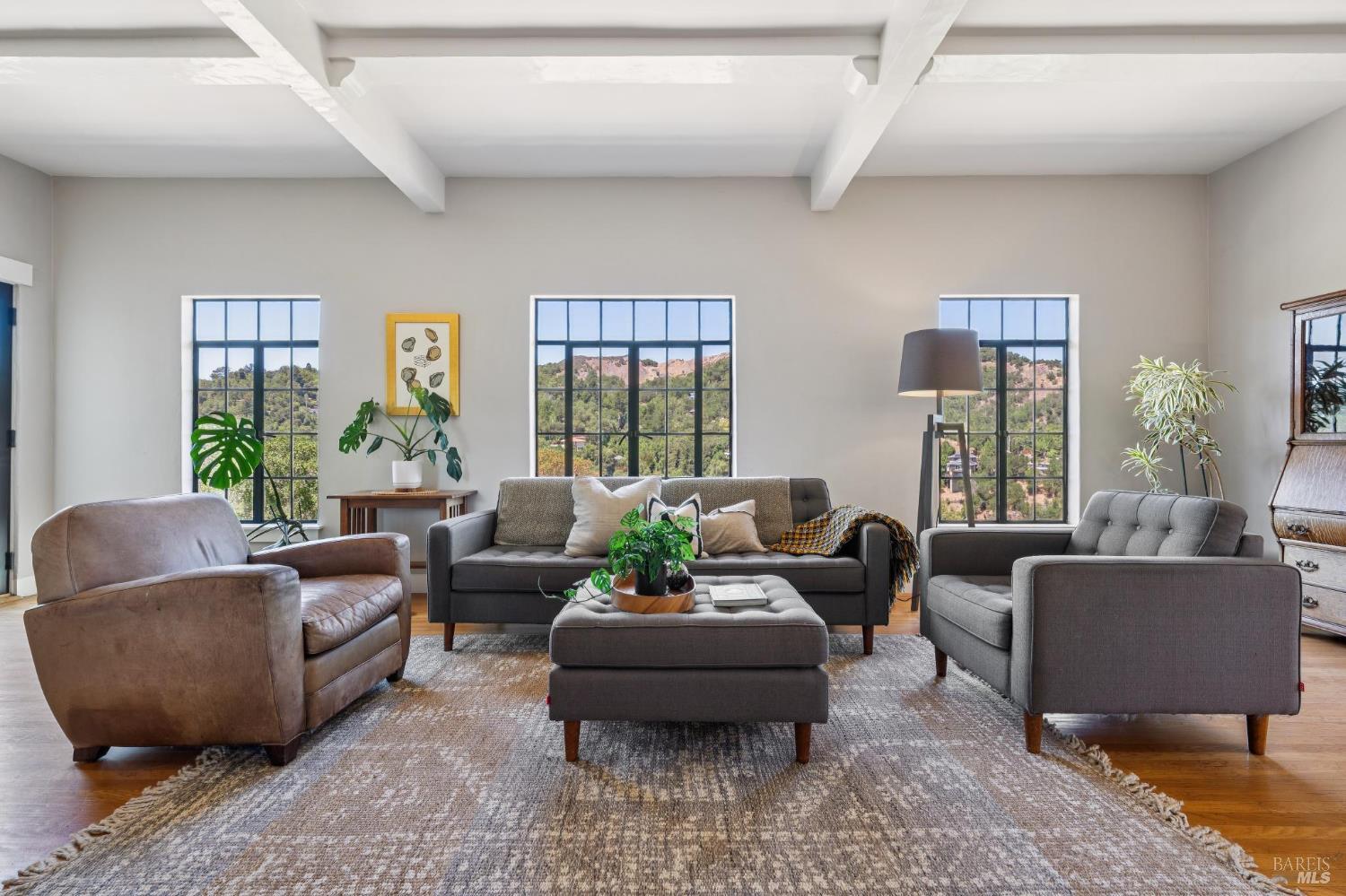 10 Fawn Ridge