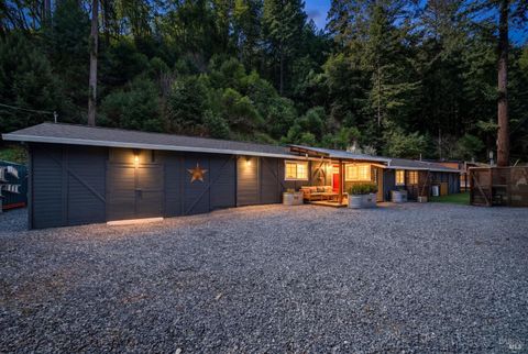 Photo of 11207 Vellutini Road, Forestville, CA 95436 (MLS # 326014413)