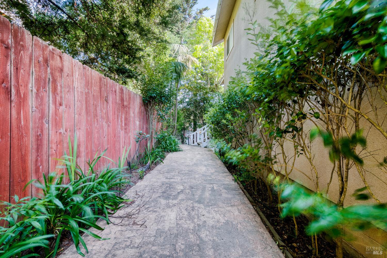 320 Dolan Avenue