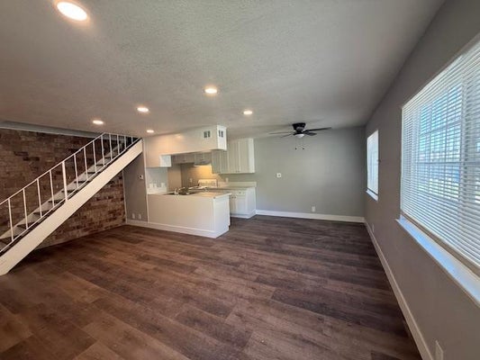 4917 N HOLT AVE APT 103, FRESNO, CA 93705 - Image c7e4e45d803f45e4aa8ab333a8a67067/1585325499