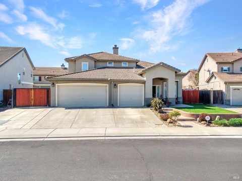 Photo of 2035 Rehrmann Drive, Dixon, CA 95620 (MLS # 326023099)