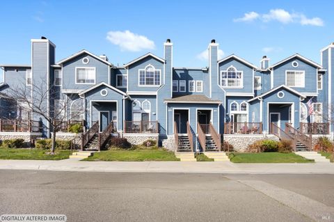 Photo of 465 E Fifth Street, Benicia, CA 94510 (MLS # 326008348)