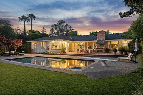 Photo of 1199 Butterfield Road, San Anselmo, CA 94960 (MLS # 326034444)