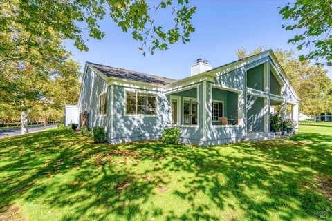 Photo of 9200 Lakewood Drive, Windsor, CA 95492 (MLS # 326086659)
